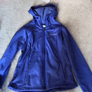 Woman’s Columbia hoodie